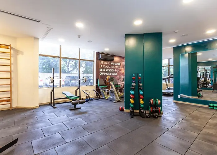 Paulista Wall Street Flat 10